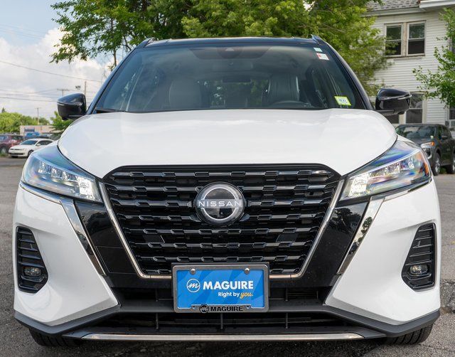 2023 Nissan Kicks SR White at Rafferty Subaru