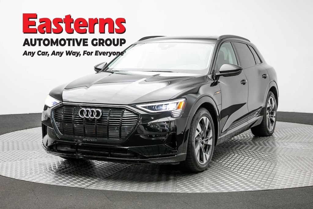 2021 Audi e-tron quattro Premium SUV