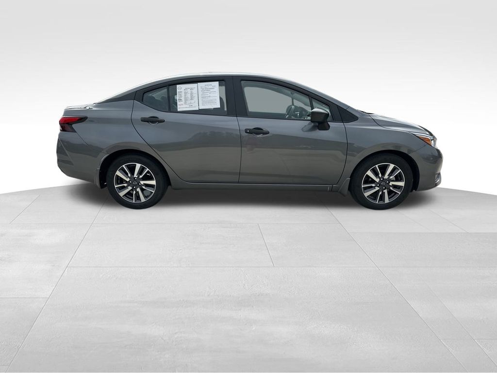 2024 Gun Metallic Nissan Versa 1.6 S FWD Sedan