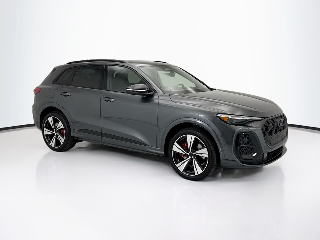 Thumbnail: 2026 Audi SQ5 - 3