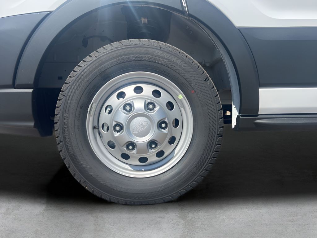 2025 Ford Transit-250