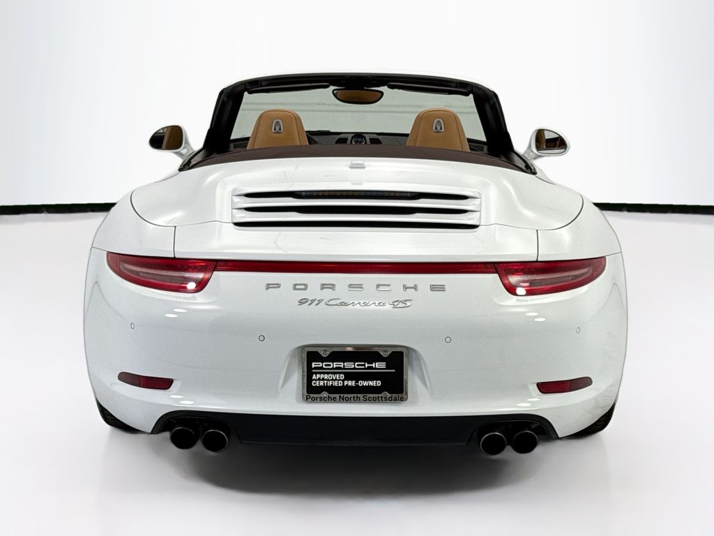 Thumbnail: 2015 Porsche 911 - 6