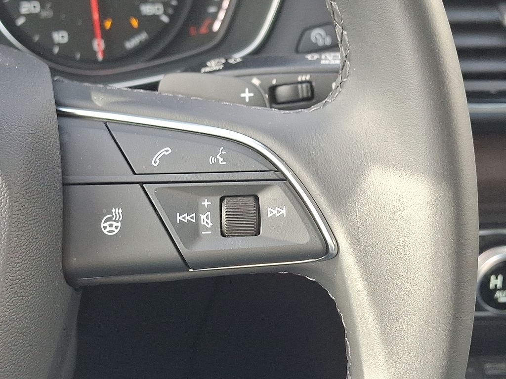 Thumbnail: 2025 Audi Q5 - 22