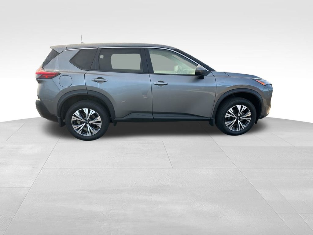 2023 Nissan Rogue SV 9