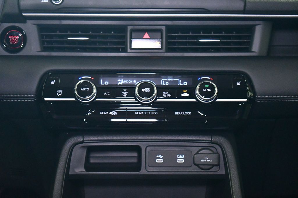 Thumbnail: 2026 Honda Pilot - 10