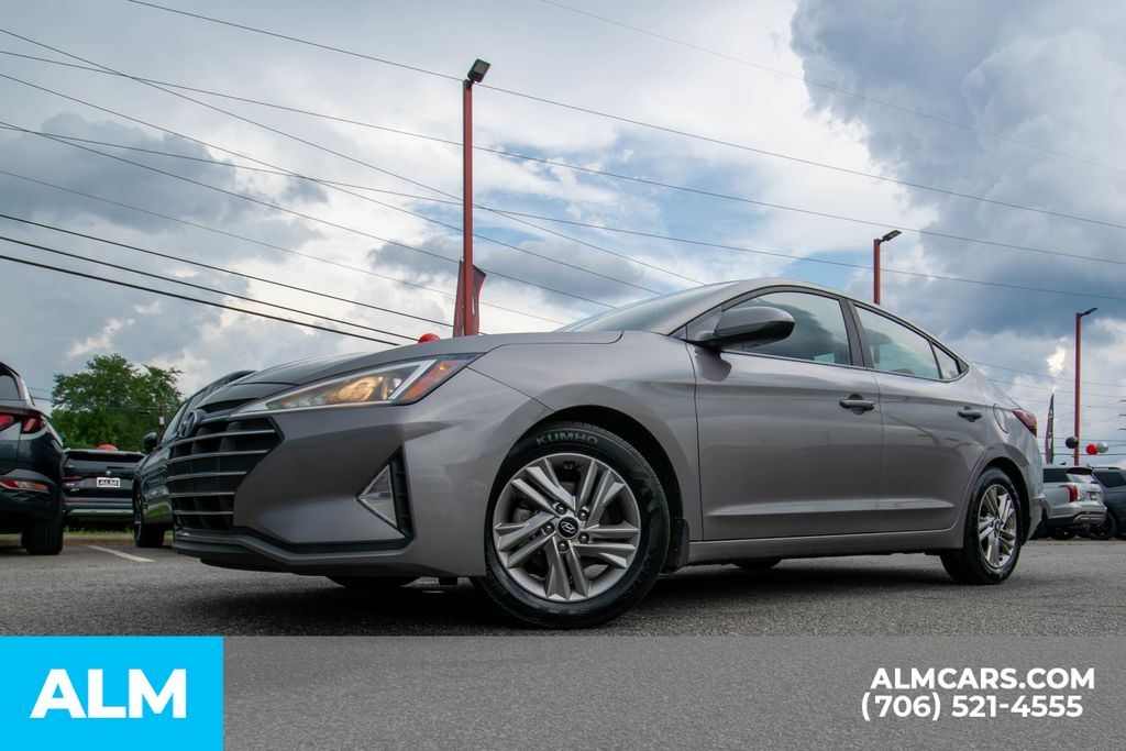 2020 Hyundai Elantra Value Edition photo 6