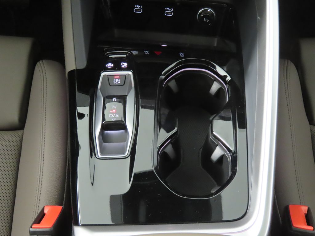 Thumbnail: 2026 Audi Q5 - 21