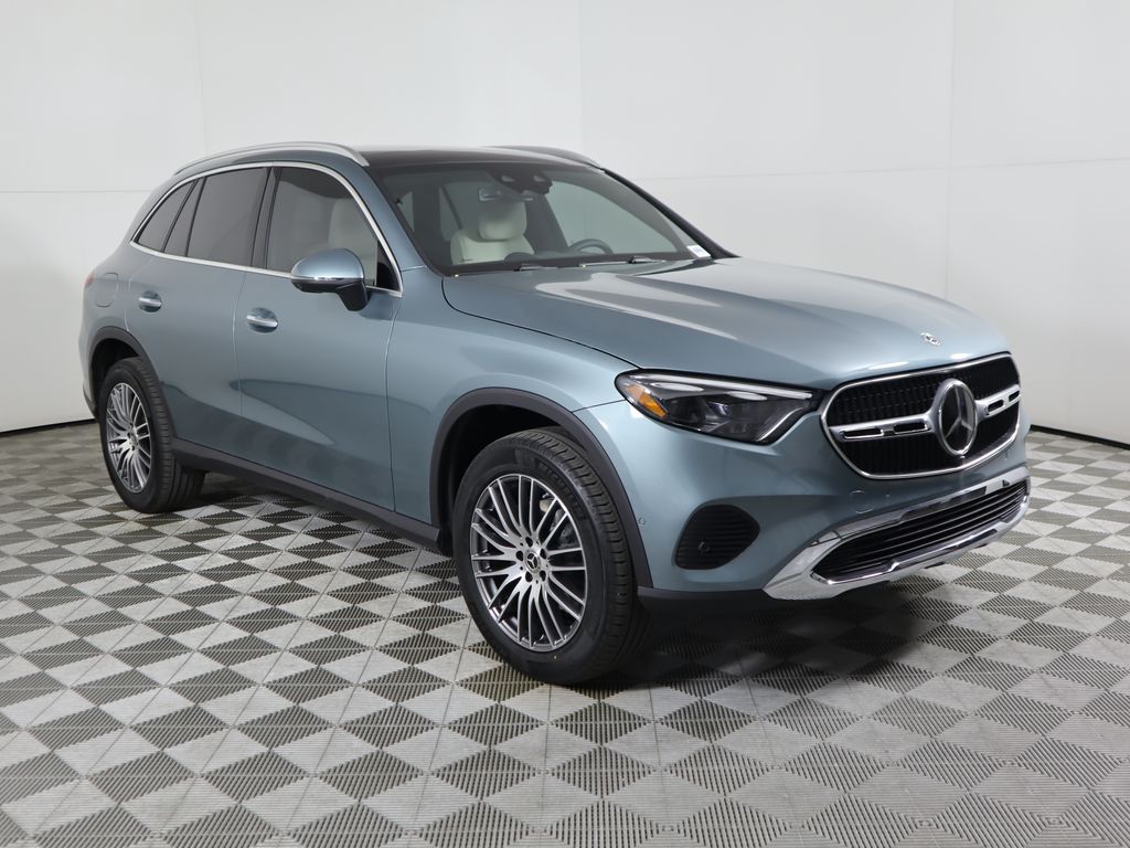 Thumbnail: 2026 Mercedes-Benz GLC - 3