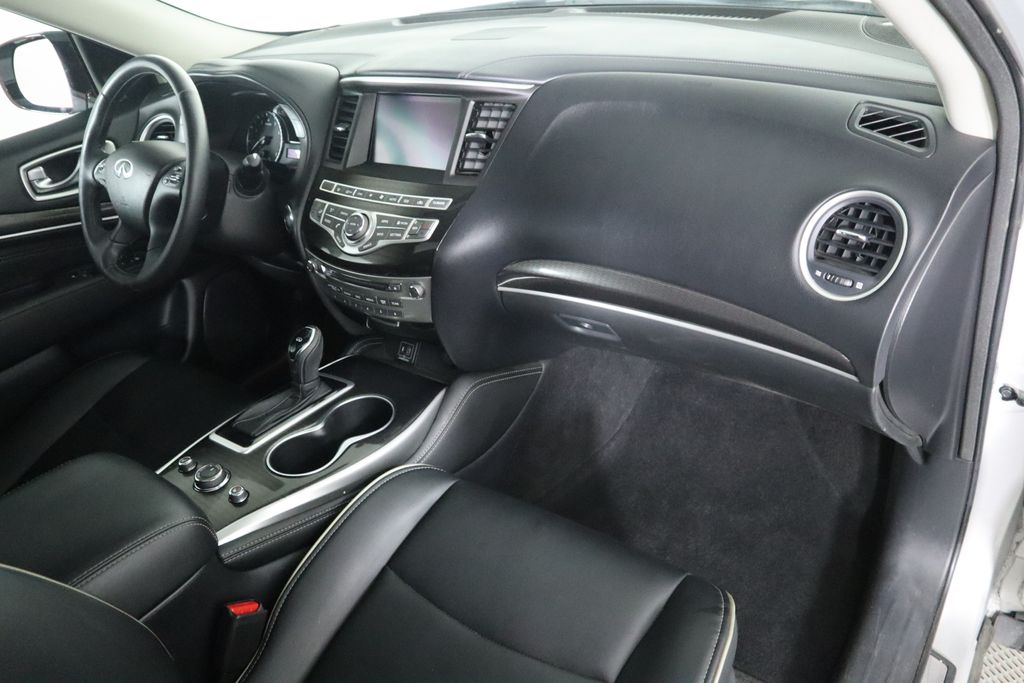 2019 INFINITI QX60 Pure 17