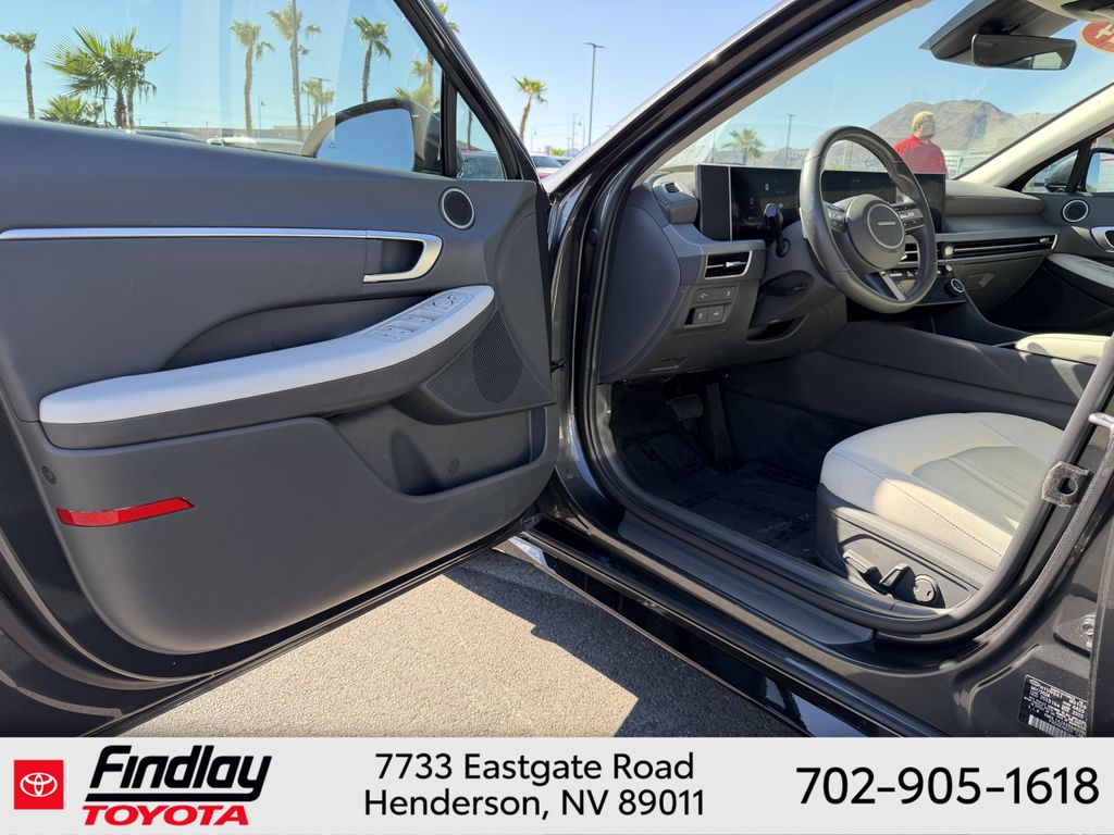 Used 2024 Hyundai Sonata Sedan