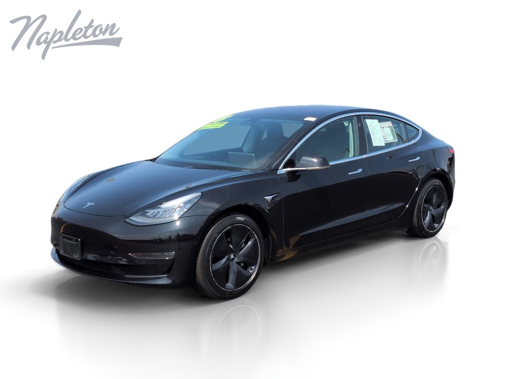 2018 Tesla Model 3 Negro (Solid Black) Sedán Tracción trasera 1 velocidad Automática