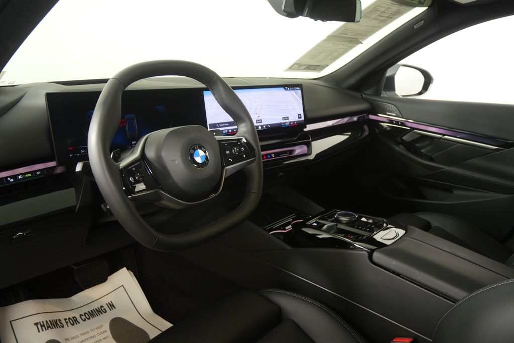 Thumbnail: 2026 BMW 5 Series - 12