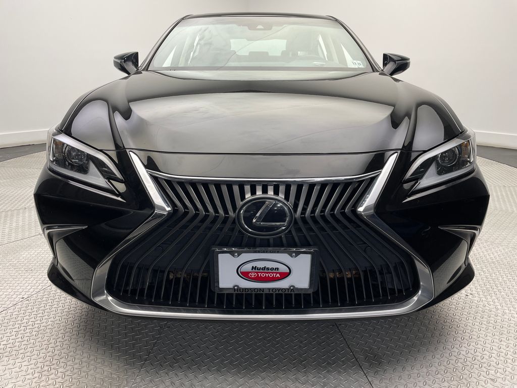 2021 Lexus ES 350 2