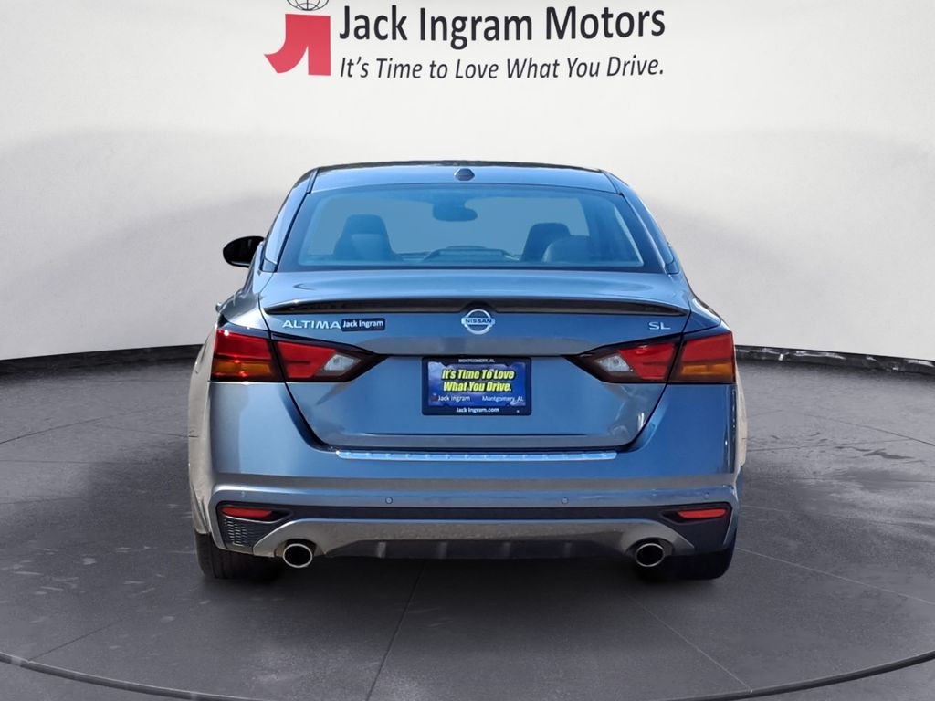 used 2022 Nissan Altima car