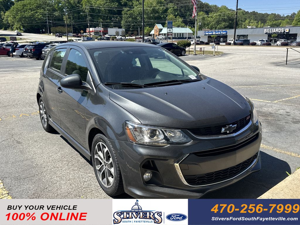 Nightfall Gray Metallic 2018 Chevrolet Sonic LT Hatchback FWD Hatchback Front-Wheel Drive 6-Speed Automatic