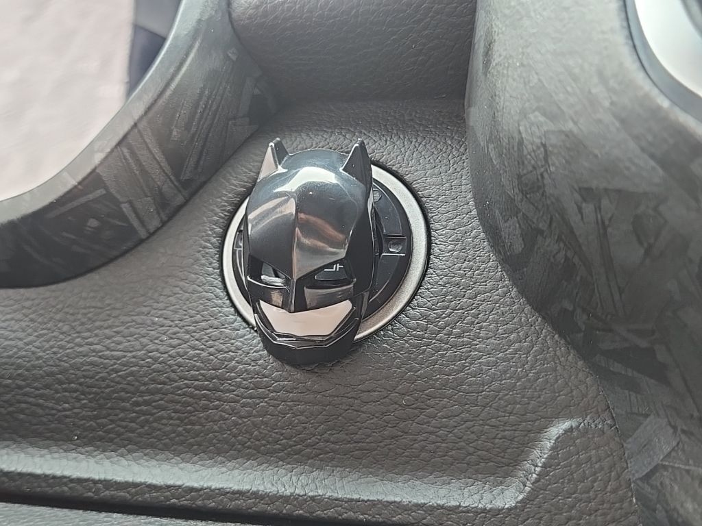 Used 2025 White Ram Big Horn/Lone Star image 46