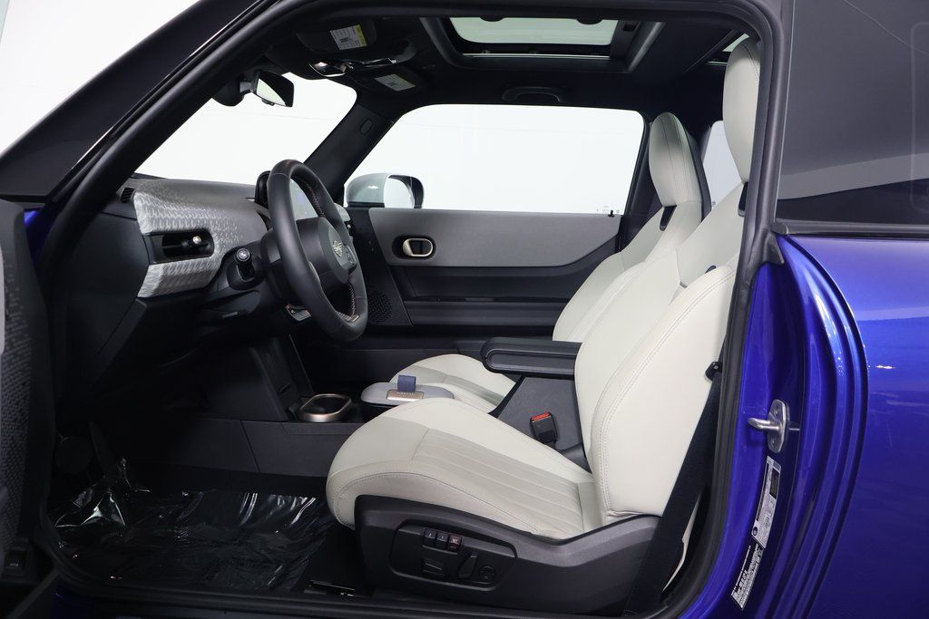 Thumbnail: 2025 MINI Cooper - 10