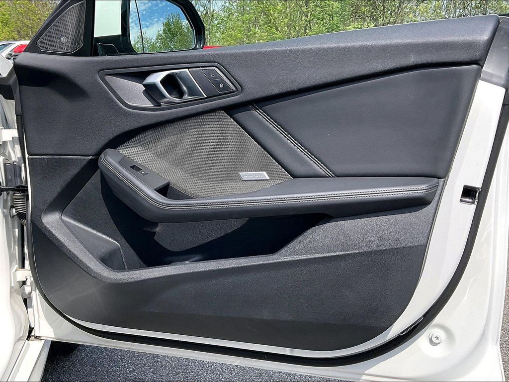 2025 BMW 2 Series — photo 11