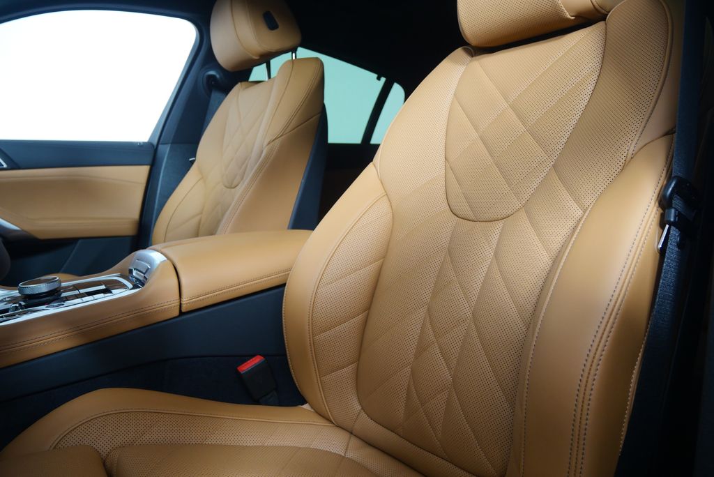 Thumbnail: 2026 BMW X6 - 11