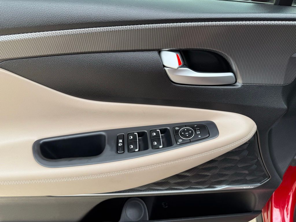 Thumbnail: 2019 Hyundai Santa Fe - 10