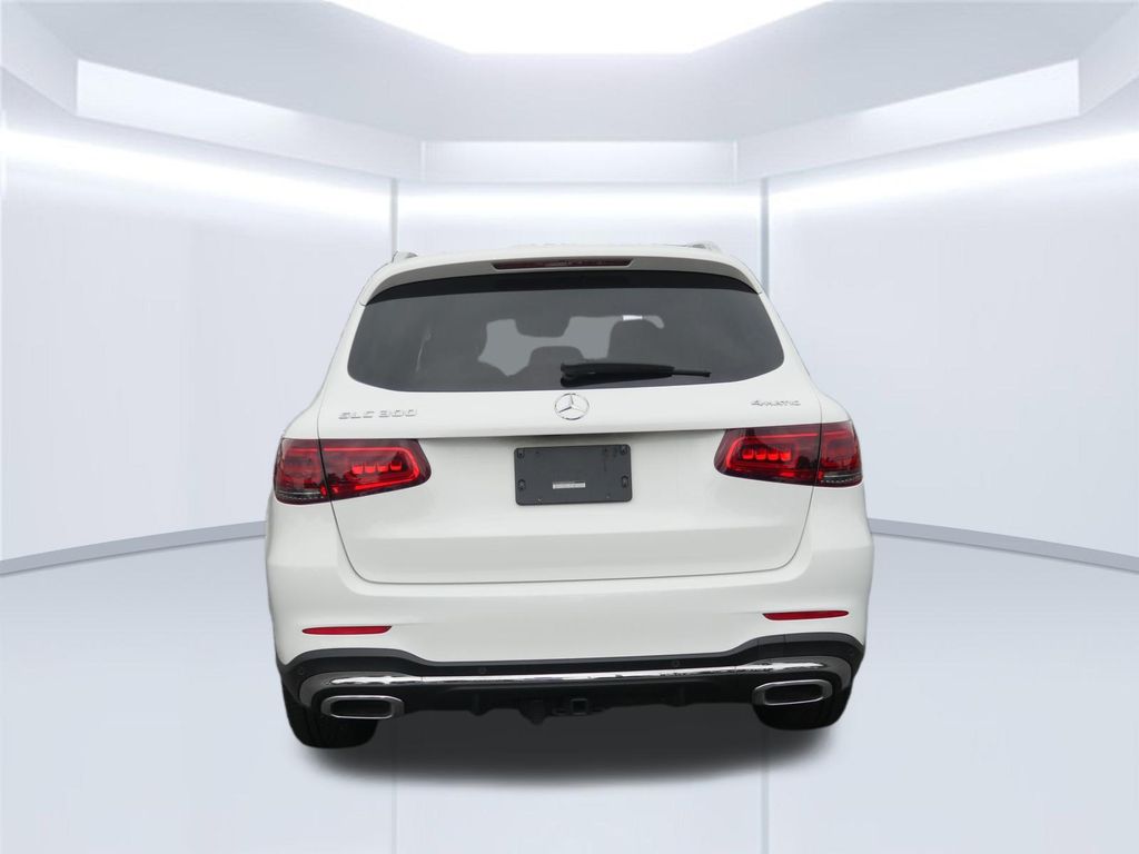 Thumbnail: 2022 Mercedes-Benz GLC - 4