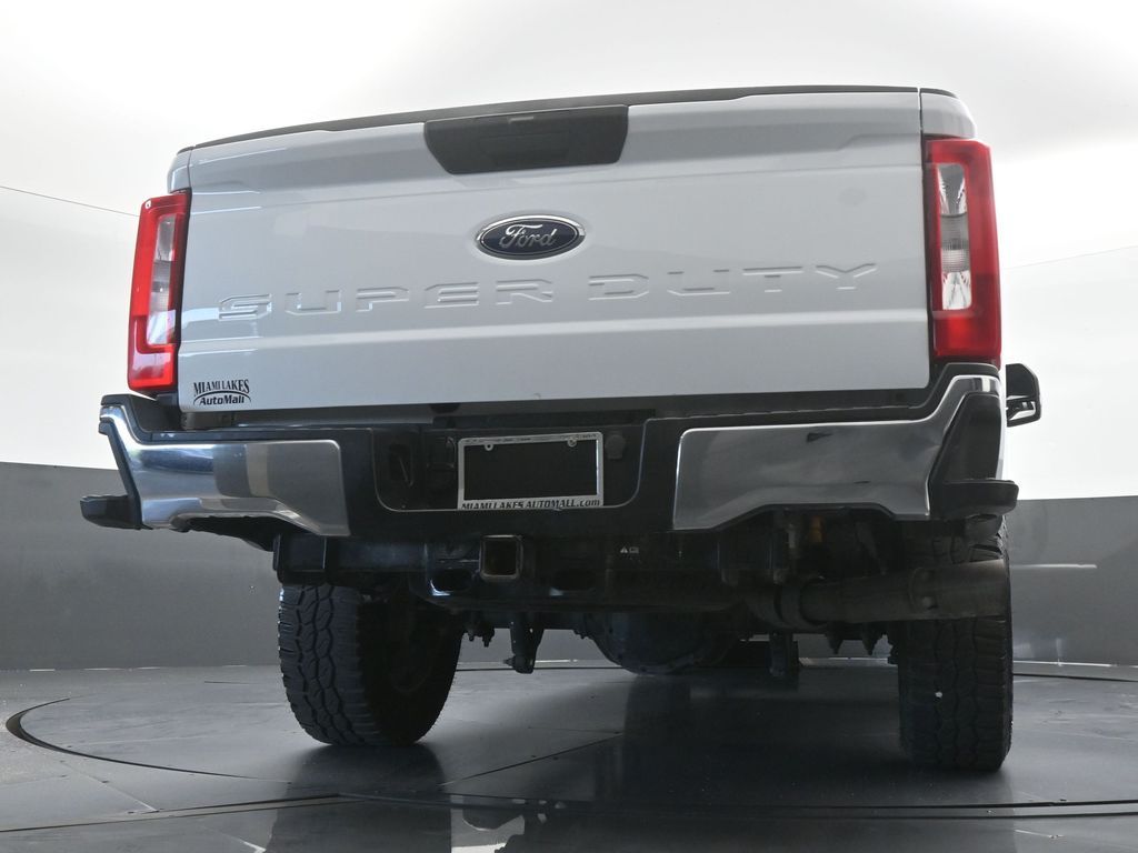 Used 2024 Oxford White Ford XLT image 61