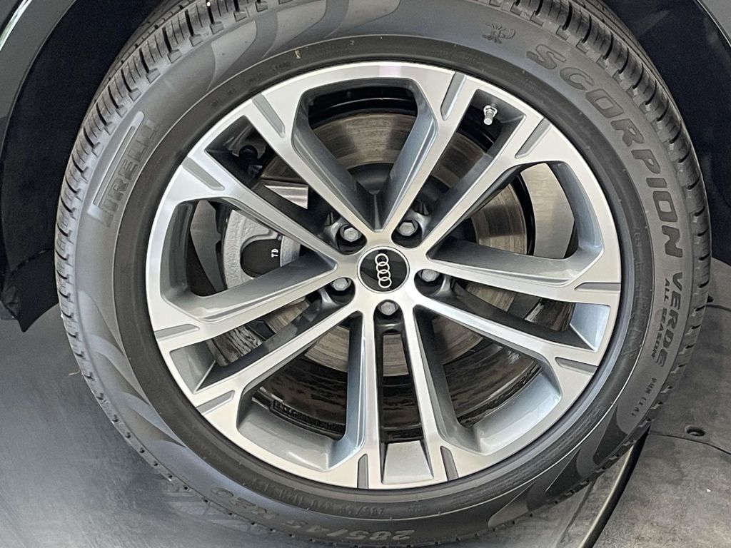 2026 Audi Q7 45 Premium Black at Audi Porsche Sewickley