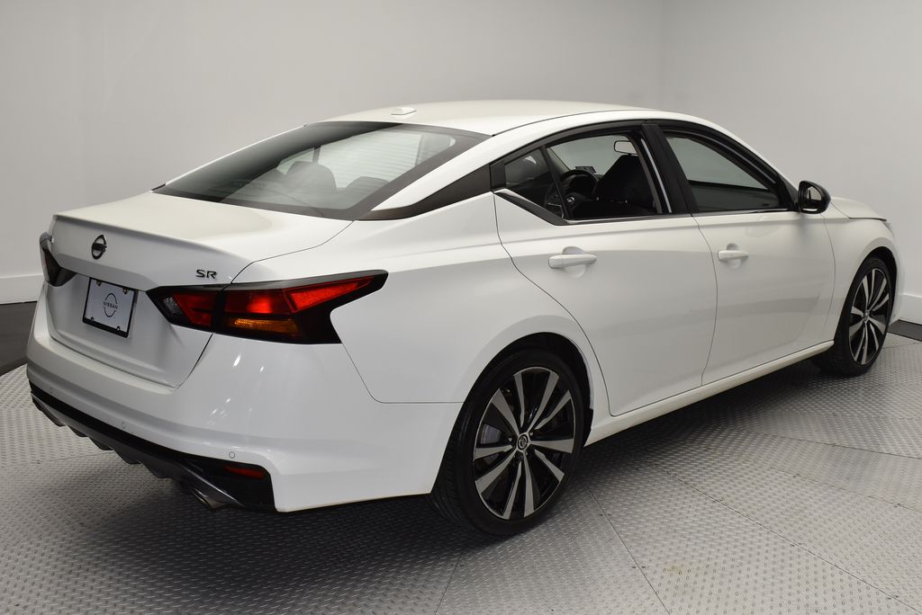 Thumbnail: 2020 Nissan Altima - 5