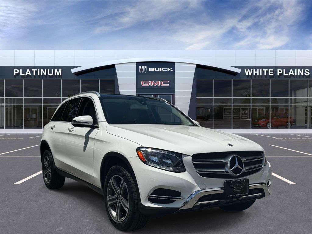 White 2019 Mercedes-Benz GLC 300 4MATIC SUV / Crossover All-Wheel Drive 9-Speed Automatic