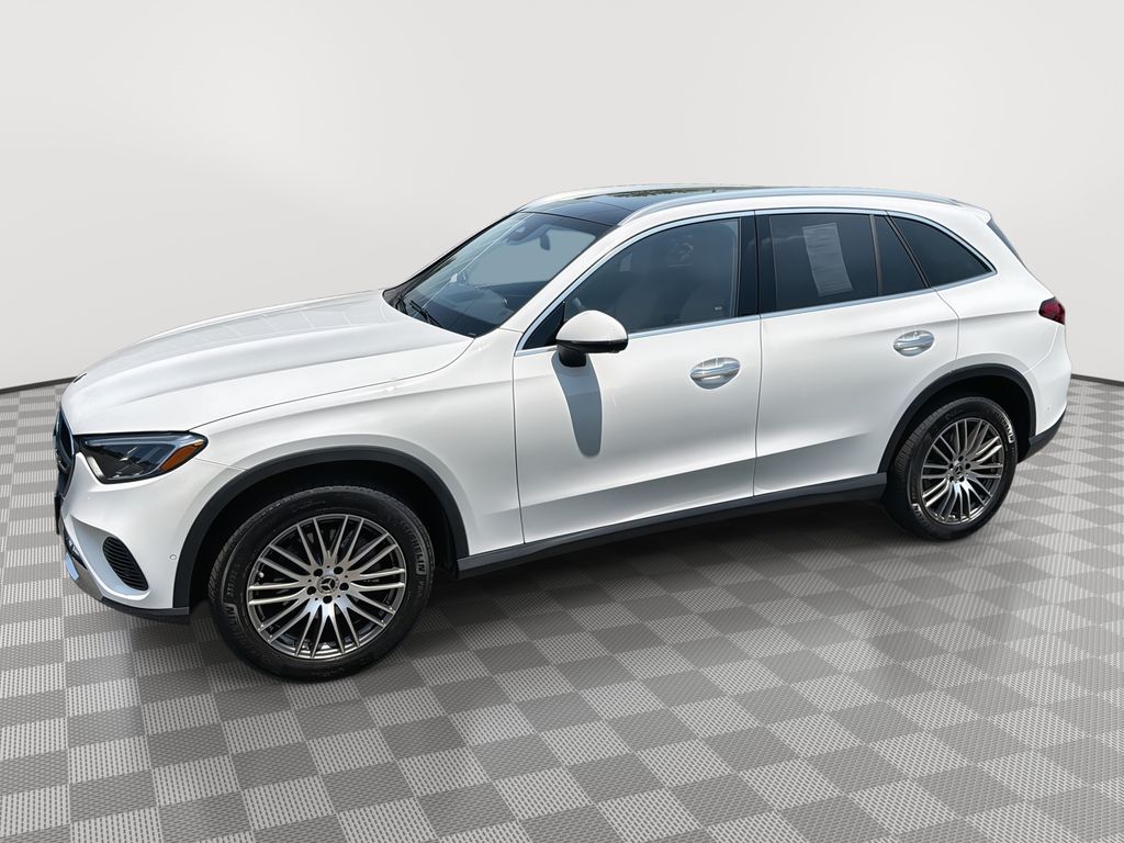 Polar White 2025 Mercedes-Benz GLC SUV / Crossover All-Wheel Drive 9-Speed Automatic