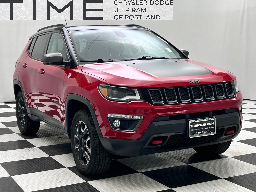 Redline Pearlcoat 2019 Jeep Compass Trailhawk 4WD SUV / Crossover Four-Wheel Drive 9-Speed Automatic