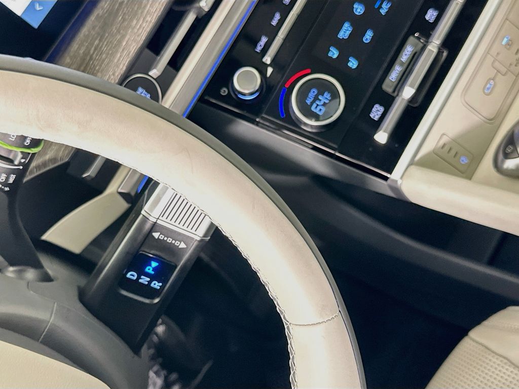 Thumbnail: 2027 Hyundai Santa Fe - 15