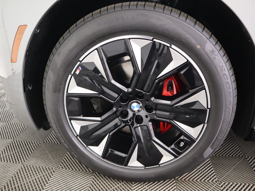 Thumbnail: 2026 BMW iX - 30