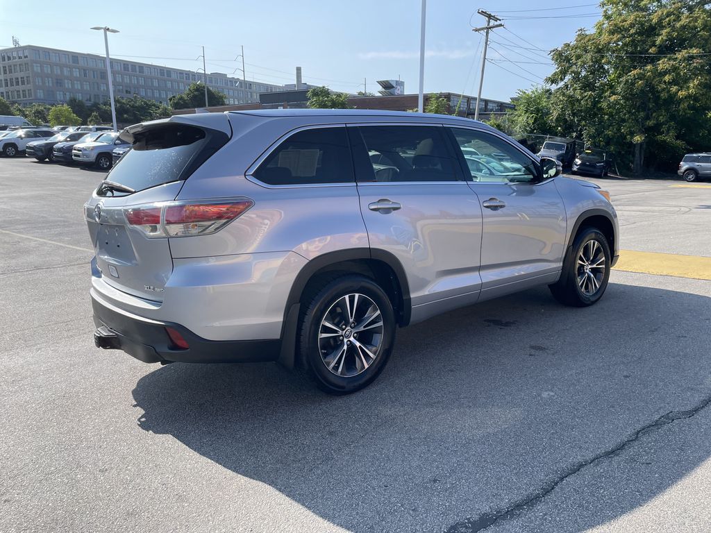 Used 2016 Toyota Highlander SUV