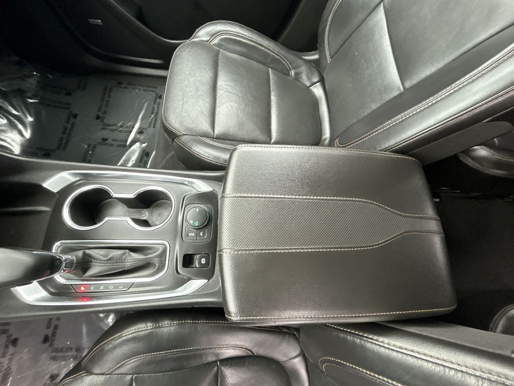 Thumbnail: 2020 Chevrolet Traverse - 20