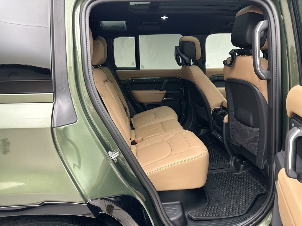 Thumbnail: 2026 Land Rover Defender - 7