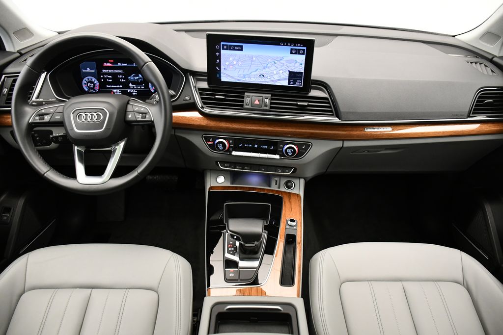 Thumbnail: 2022 Audi Q5 - 21