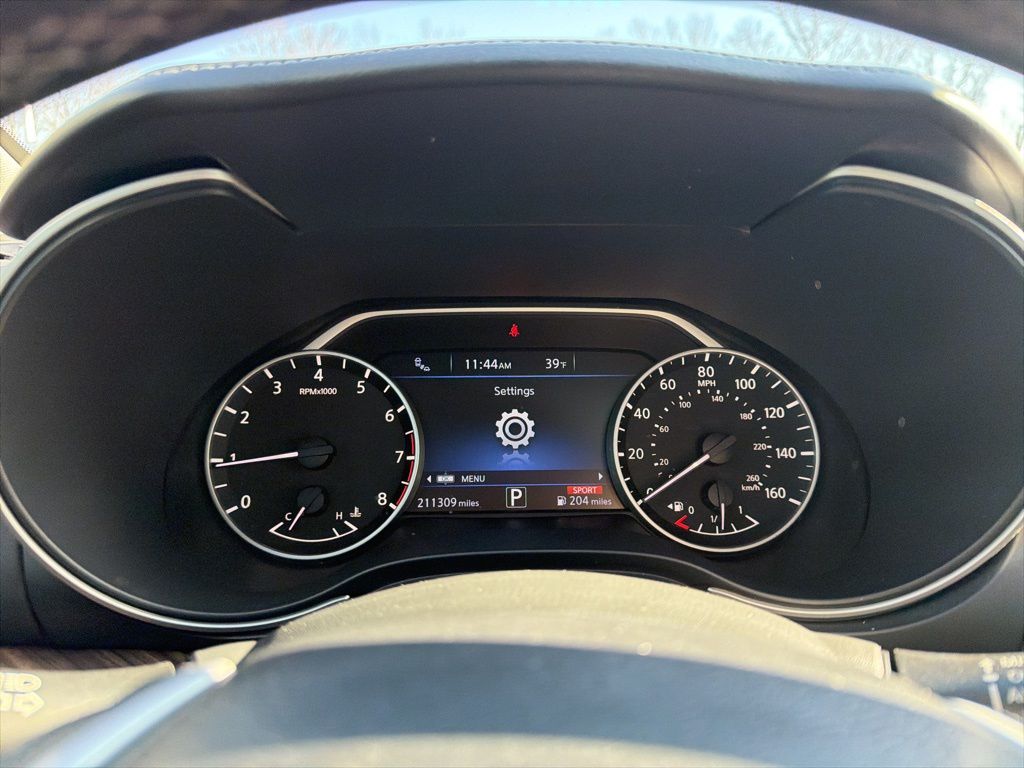 Thumbnail: 2017 Nissan Maxima - 28