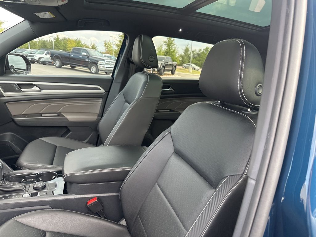 Used Car 2023 Volkswagen Atlas Cross Sport  2.0t Sel R-line For Sale In Austin, Texas