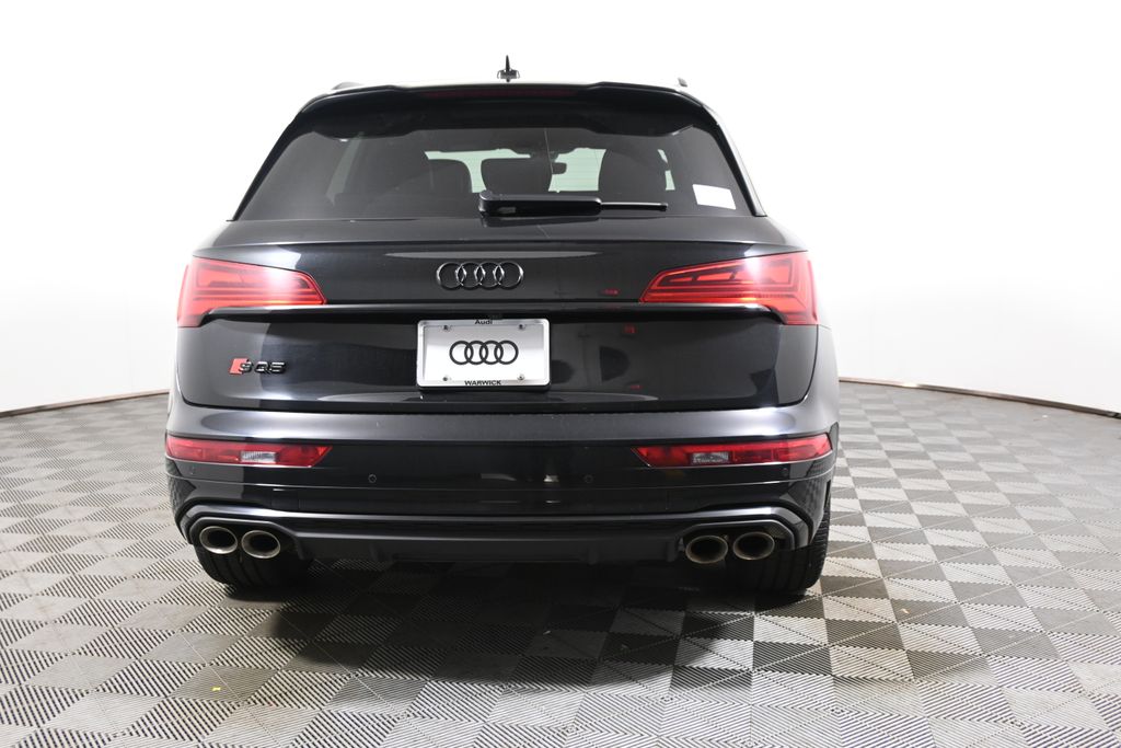 Thumbnail: 2023 Audi SQ5 - 6
