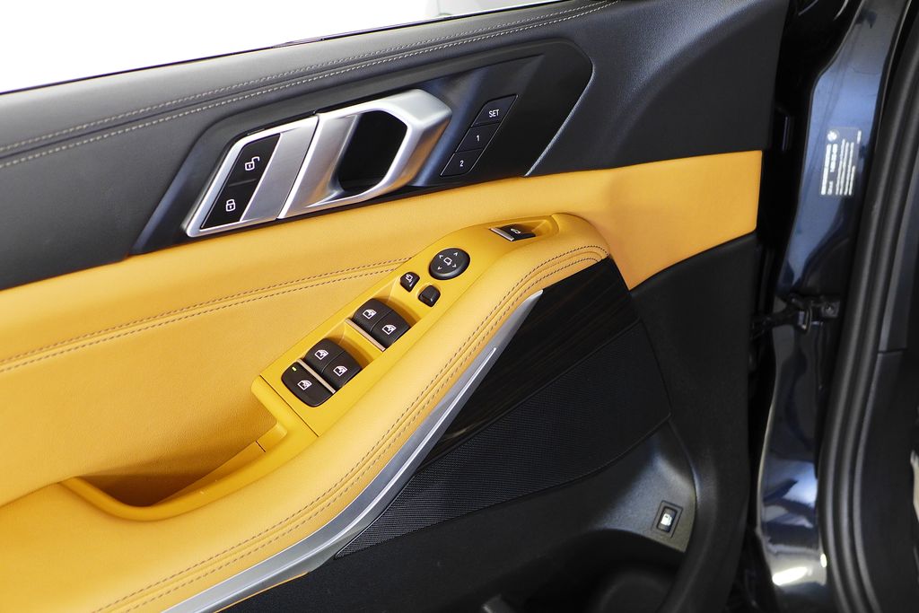 Thumbnail: 2024 BMW X5 - 12