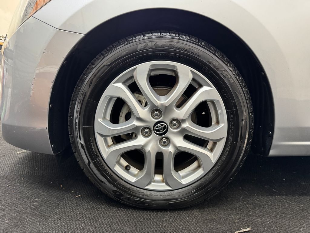 2017 Toyota Yaris iA Base