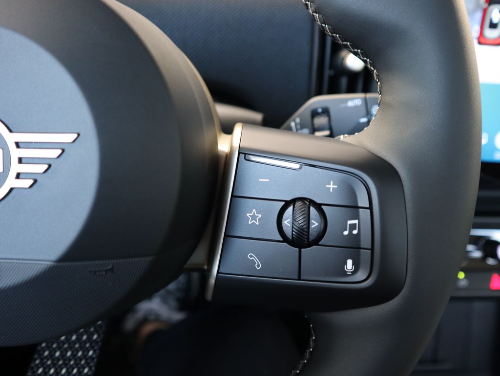 Thumbnail: 2025 MINI Cooper - 13