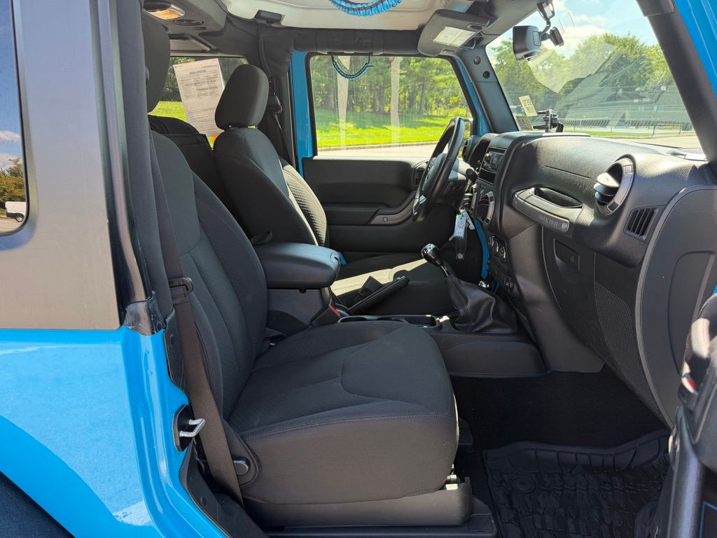 2017 Jeep Wrangler Sport