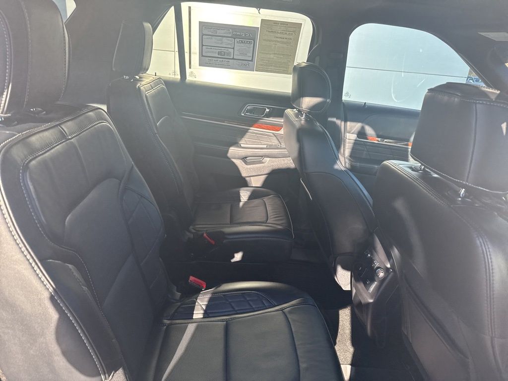 2017 Ford Explorer Platinum