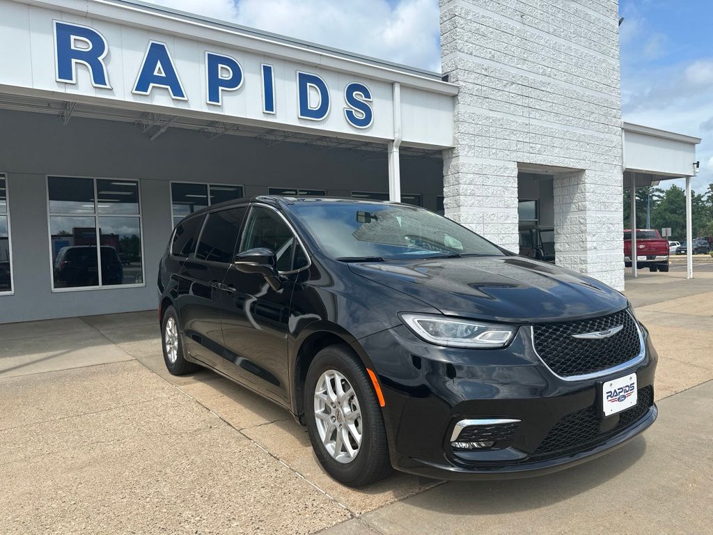 Diamond Black Crystal Pearlcoat 2025 Chrysler Pacifica Minivan Front-Wheel Drive 9-Speed Automatic