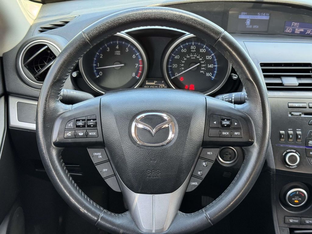 2013 Mazda MAZDA3 i Touring - Photo 18