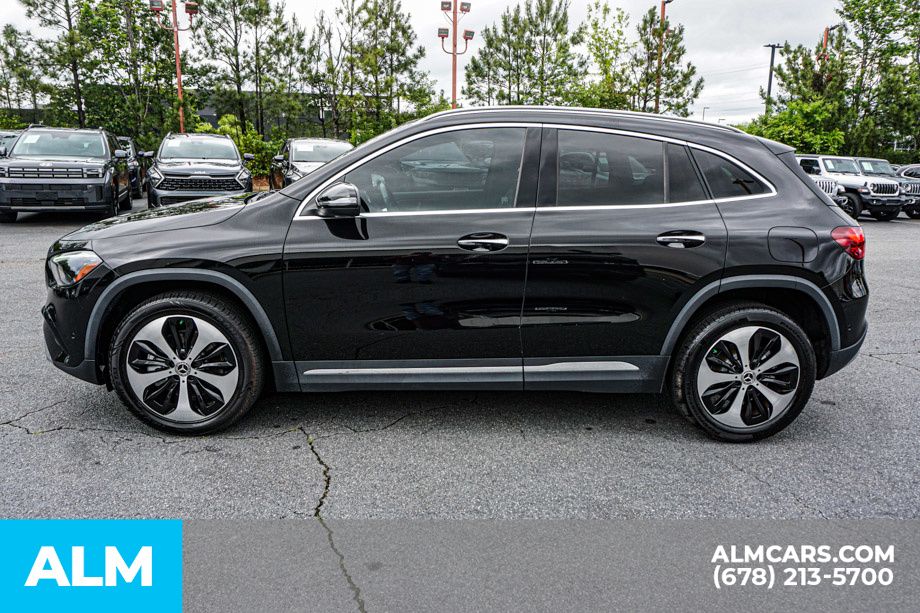 Used 2025 Black Mercedes-Benz GLA 250 image 7