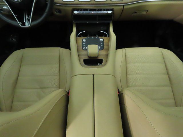 Thumbnail: 2025 Mercedes-Benz GLE - 17