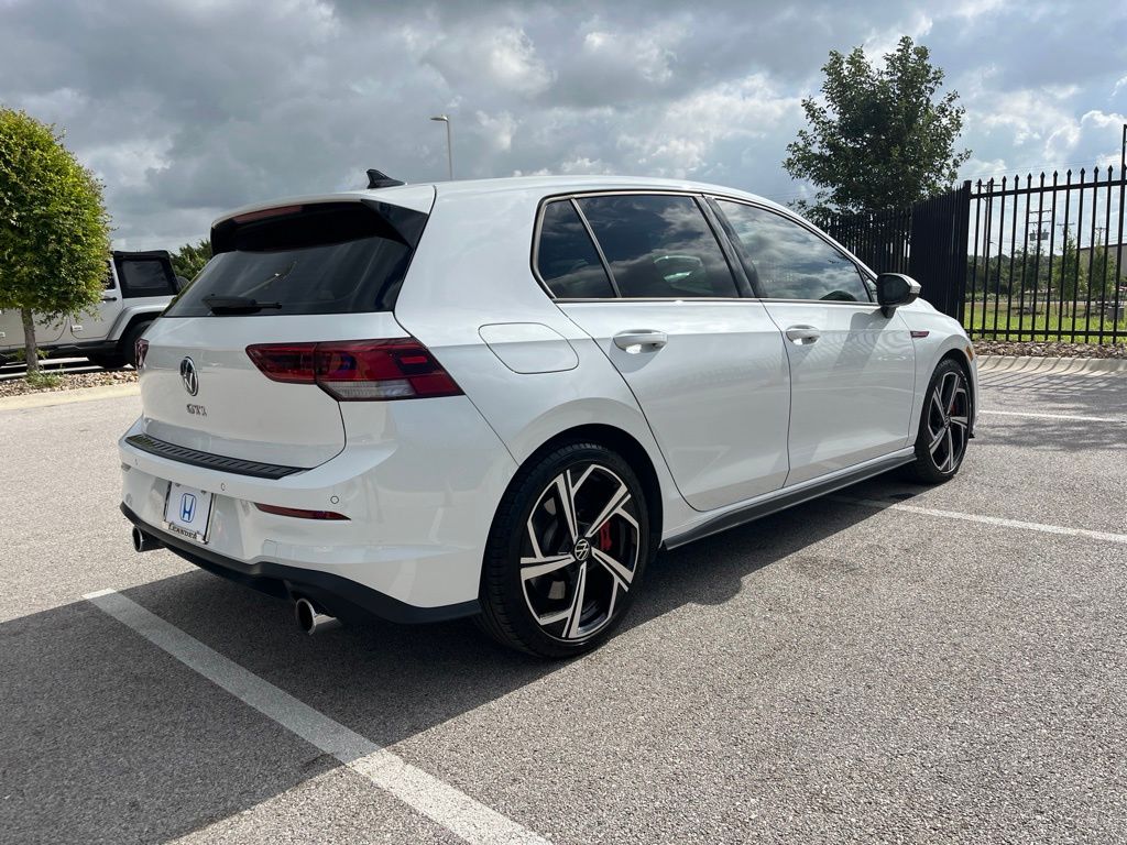 Thumbnail: 2024 Volkswagen Golf - 4